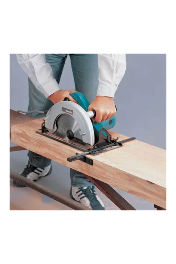 SIERRA CIRCULAR 9-1/4" 2000W N5900B MAKITA